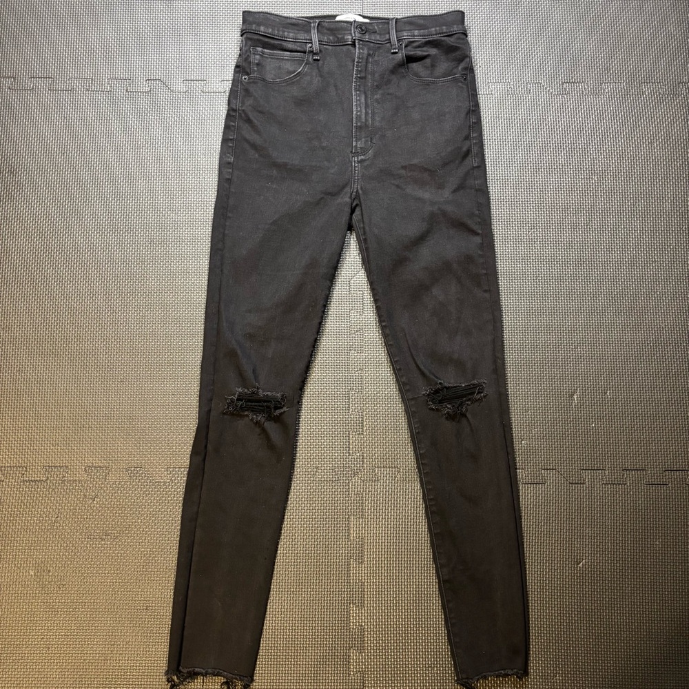 Abercrombie & Fitch The Super Skinny Ultra High Rise Jeans 29/8R Raw Hem Black